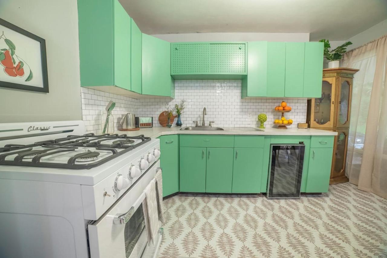 The Springs Motel New Ashford Екстер'єр фото