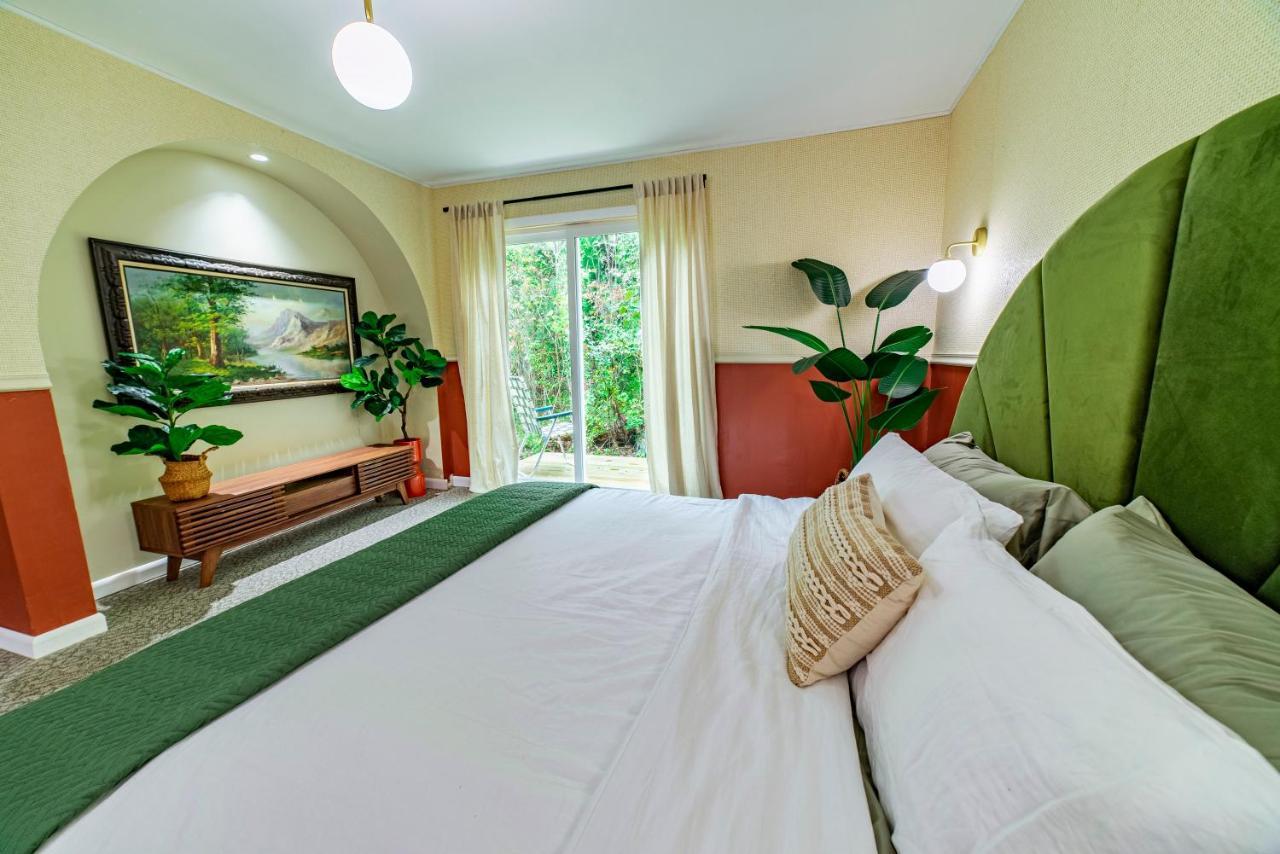 The Springs Motel New Ashford Екстер'єр фото