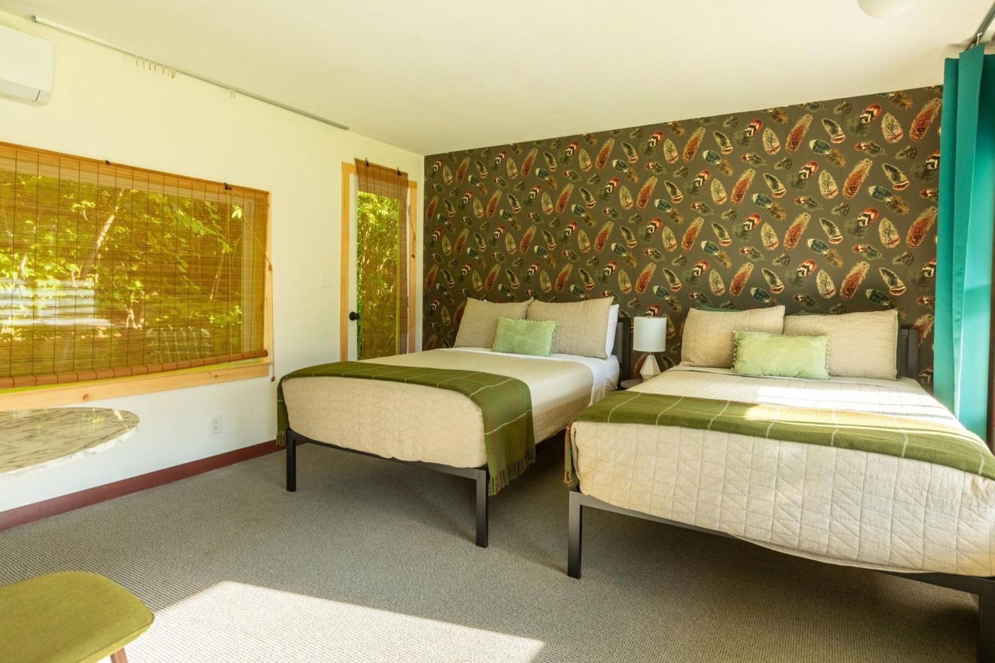 The Springs Motel New Ashford Екстер'єр фото