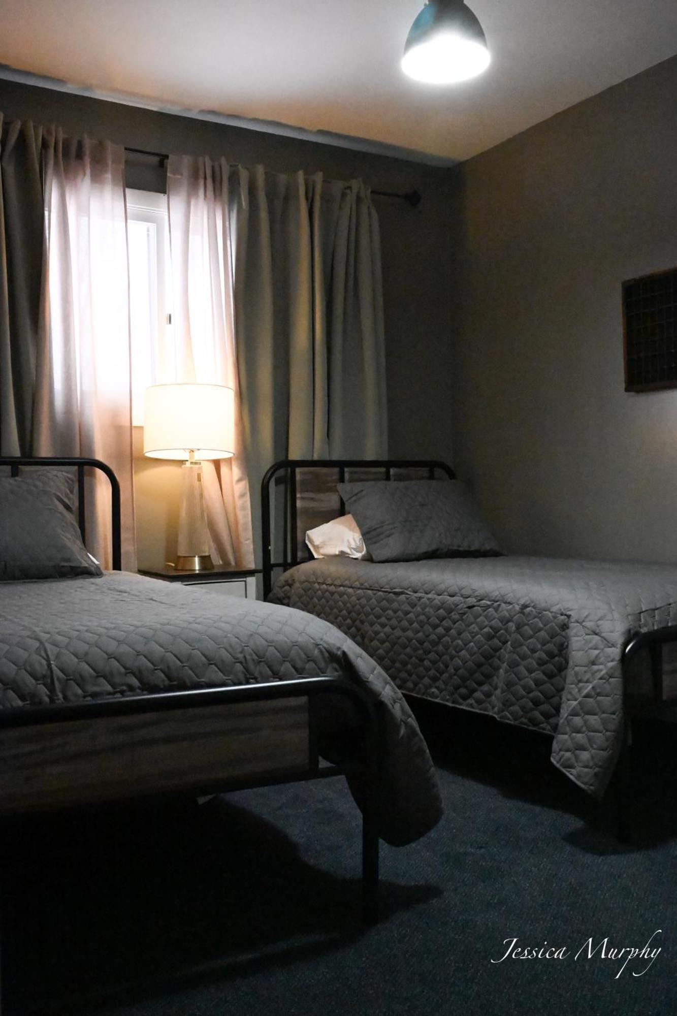 The Springs Motel New Ashford Екстер'єр фото