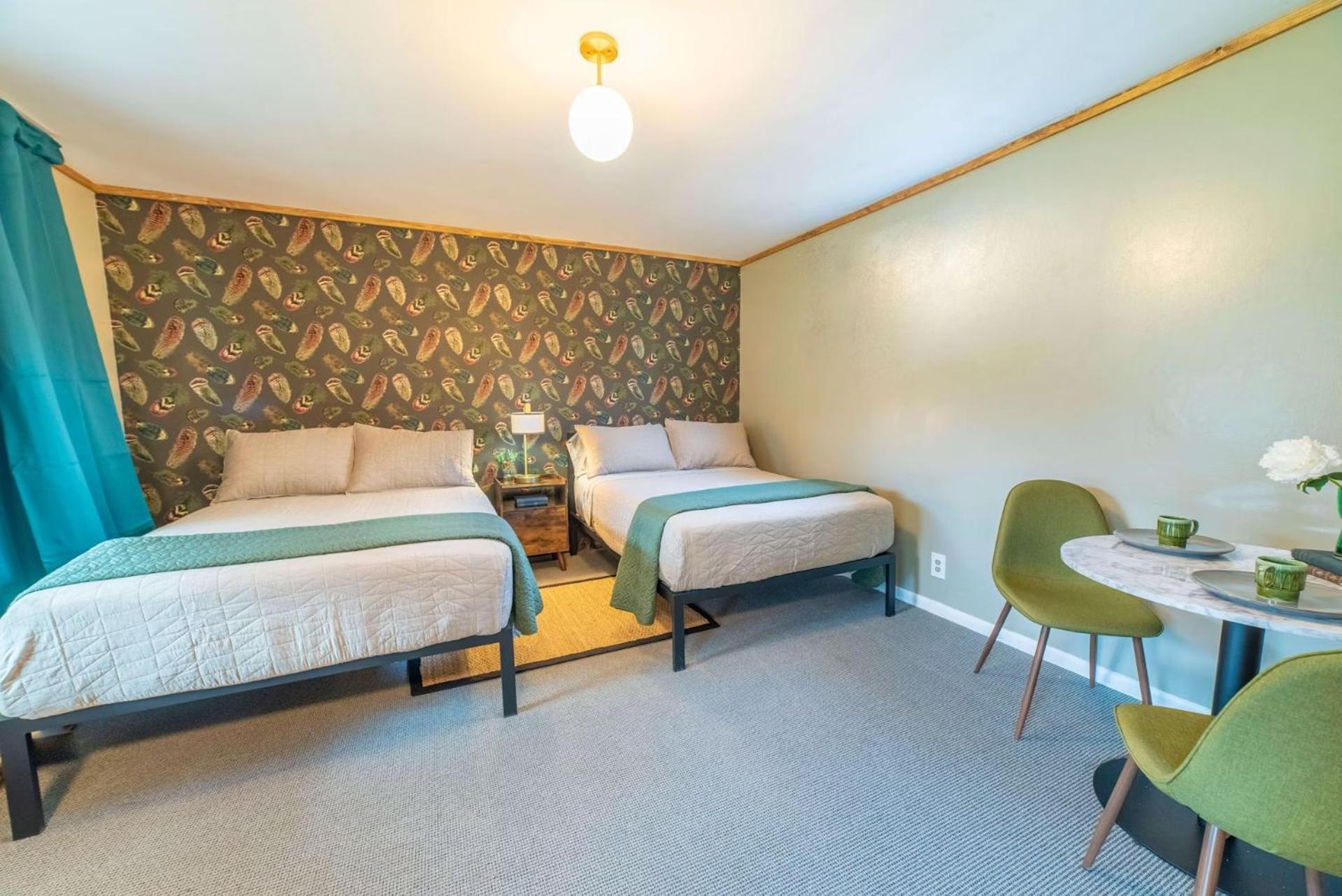 The Springs Motel New Ashford Екстер'єр фото